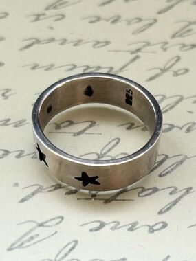 Brushed Sterling Silver Black Star Unisex Band Ring Size 11